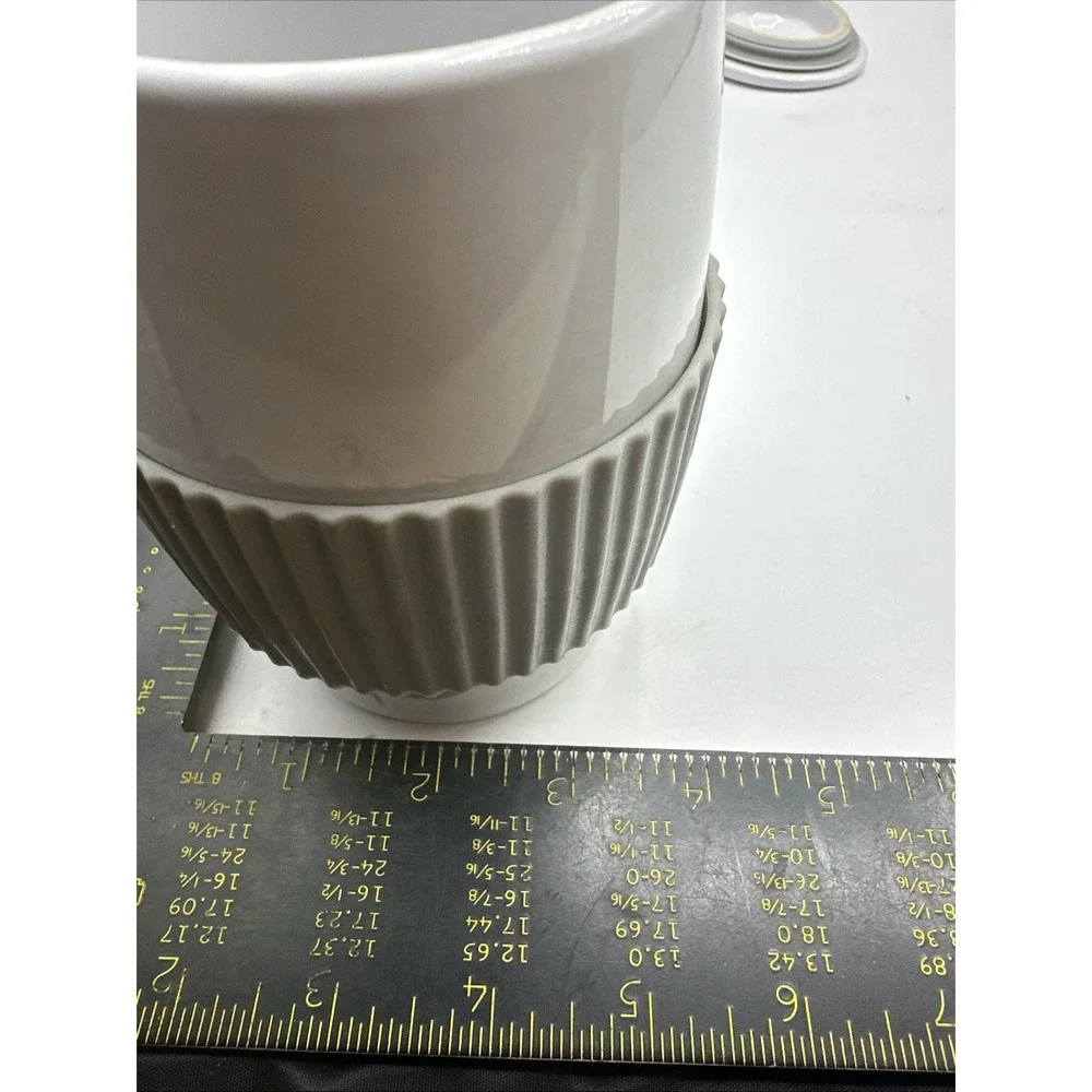 Pampered Chef Microwave Ceramic Egg Oatmeal Cooker Silicone Sleeve 18C